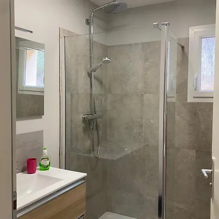 Cozy With Pool Villa *