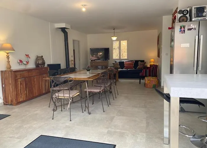 Cozy With Pool Eccica-Suarella (Corsica)