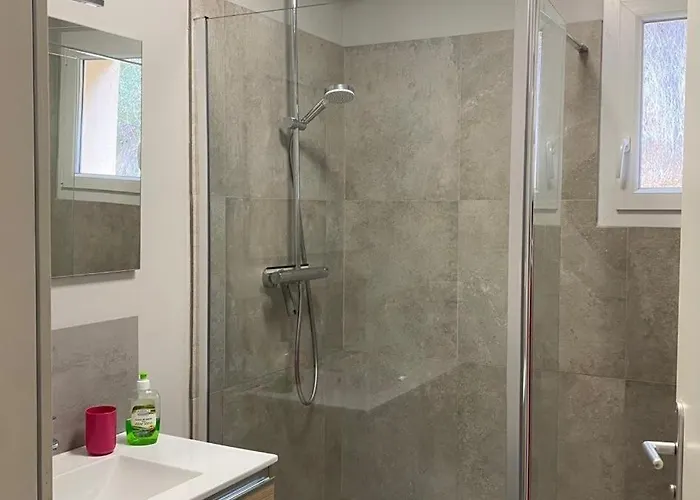 Cozy With Pool 别墅 *