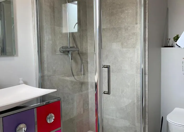 Villa Cozy With Pool